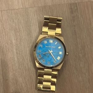 Michael Kors watch 💙